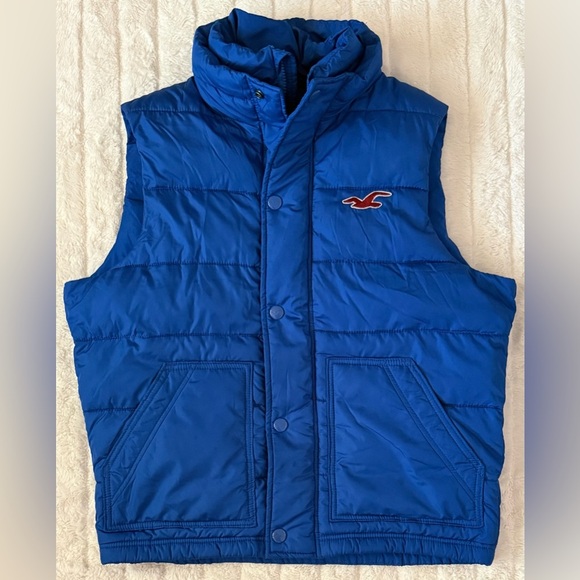 Hollister Women’s Puffer Vest Size L Cobalt Blue Full Zip Sleeveless Polyester - Picture 1 of 6